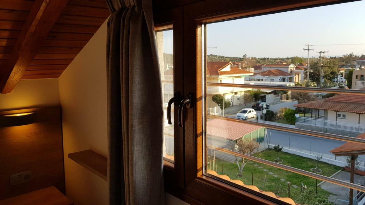 Appartamento Golden Attic Nea Roda Esterno foto