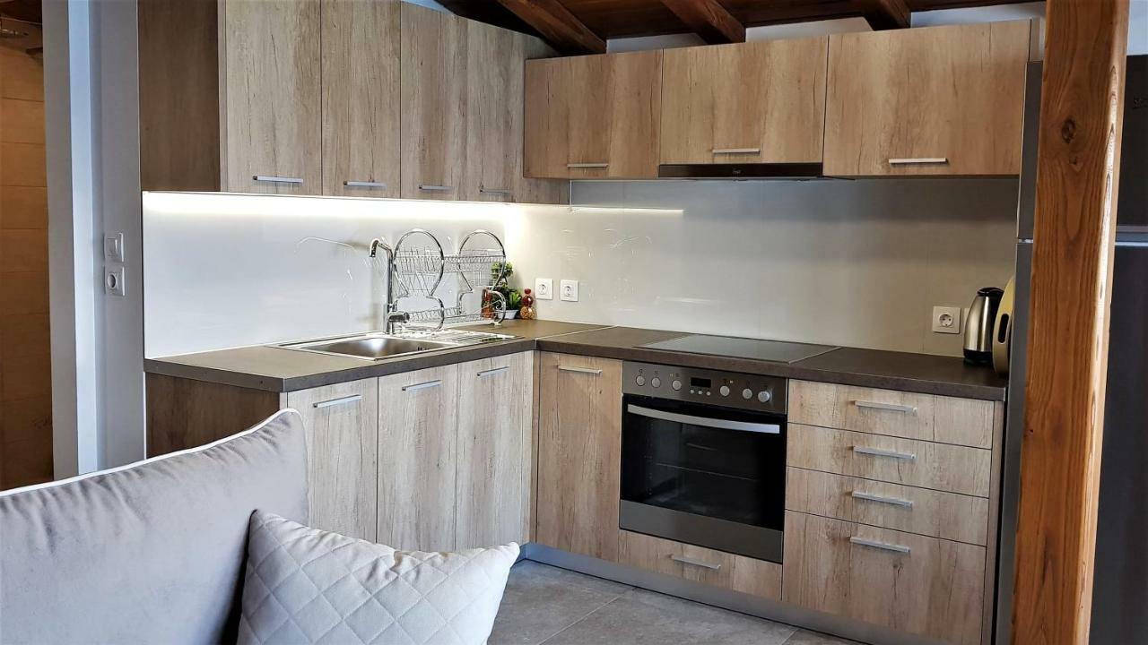 Appartamento Golden Attic Nea Roda Esterno foto
