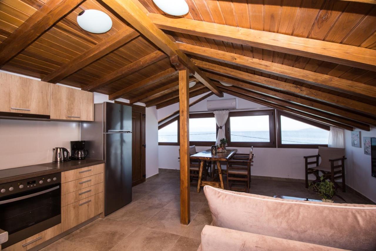 Appartamento Golden Attic Nea Roda Esterno foto
