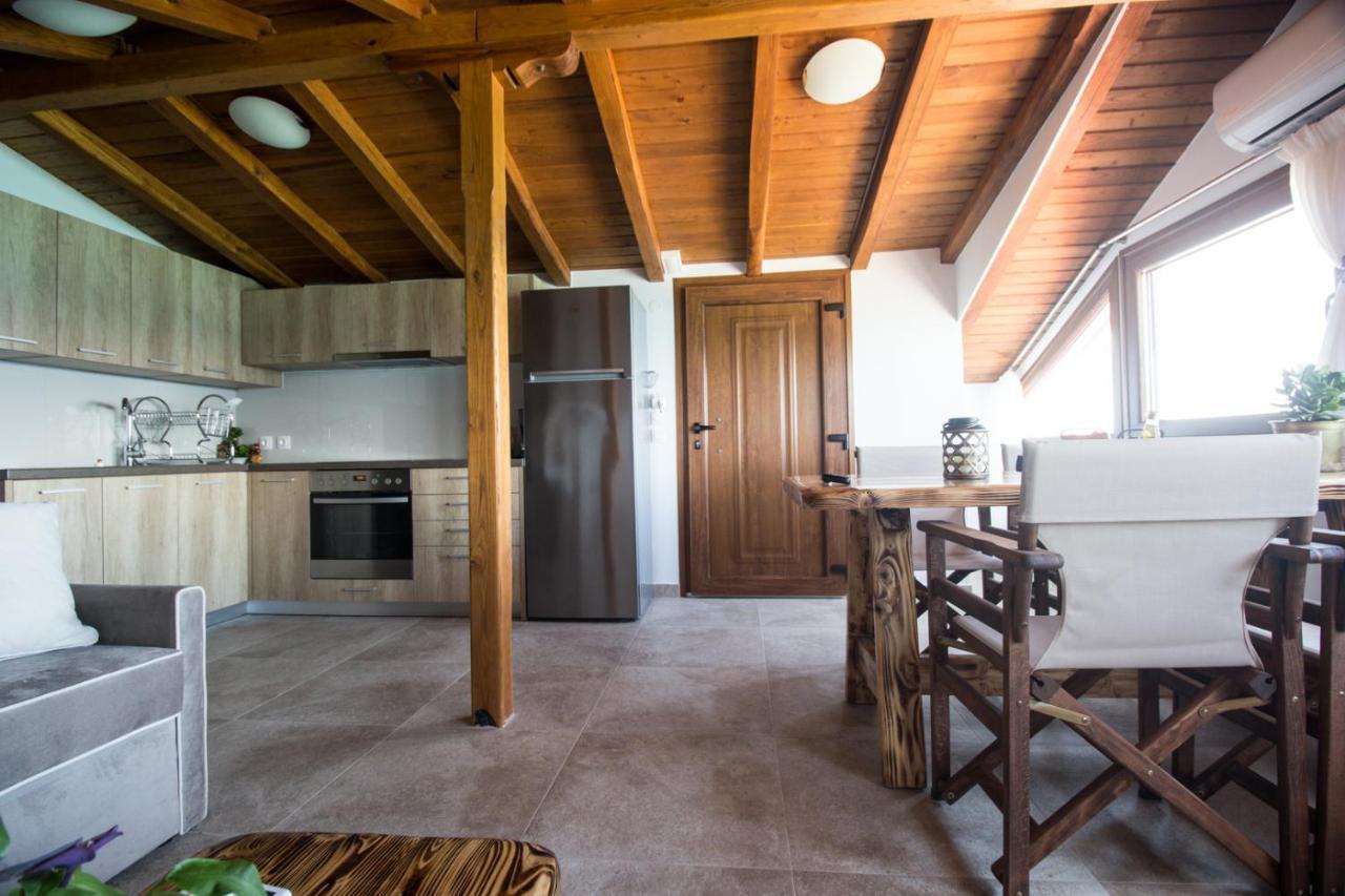 Appartamento Golden Attic Nea Roda Esterno foto