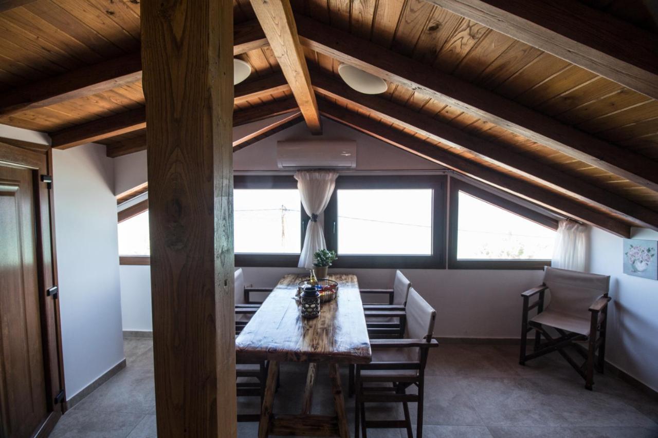 Appartamento Golden Attic Nea Roda Esterno foto