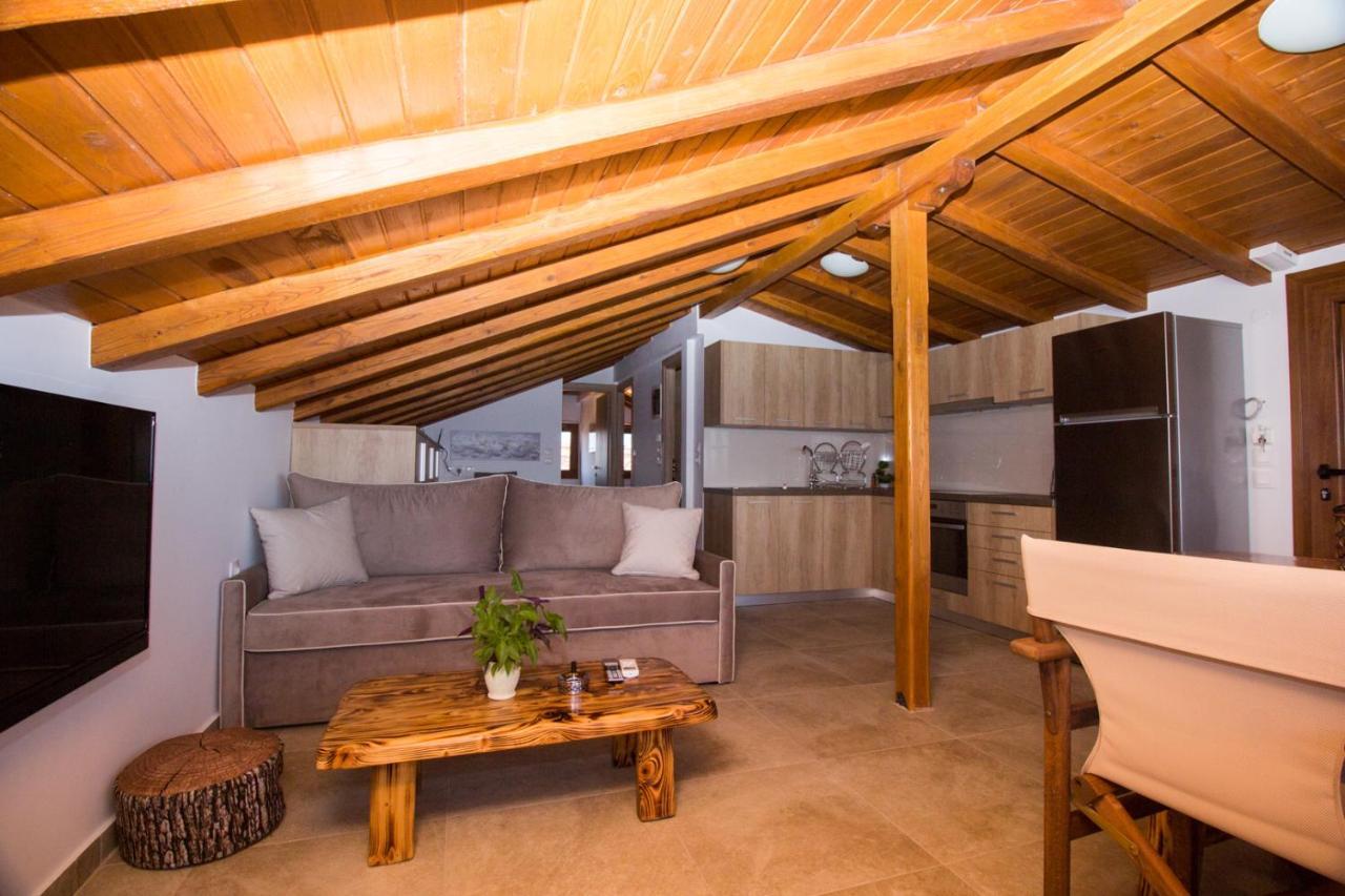 Appartamento Golden Attic Nea Roda Esterno foto
