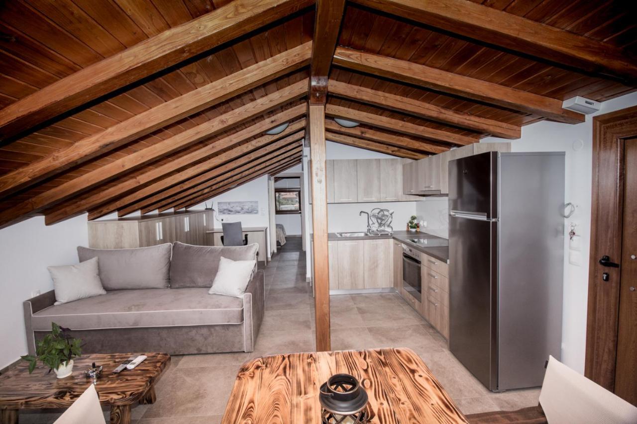 Appartamento Golden Attic Nea Roda Esterno foto
