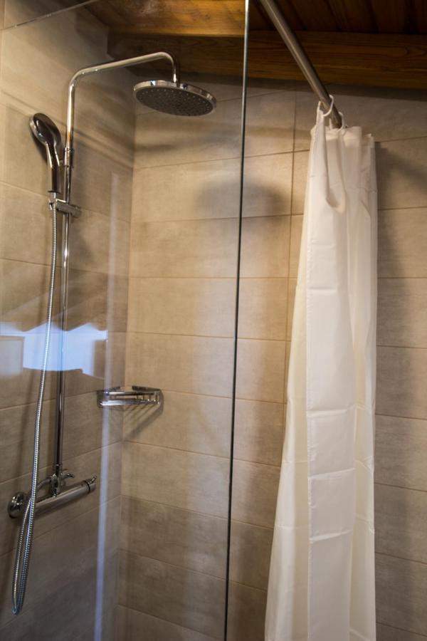 Appartamento Golden Attic Nea Roda Esterno foto