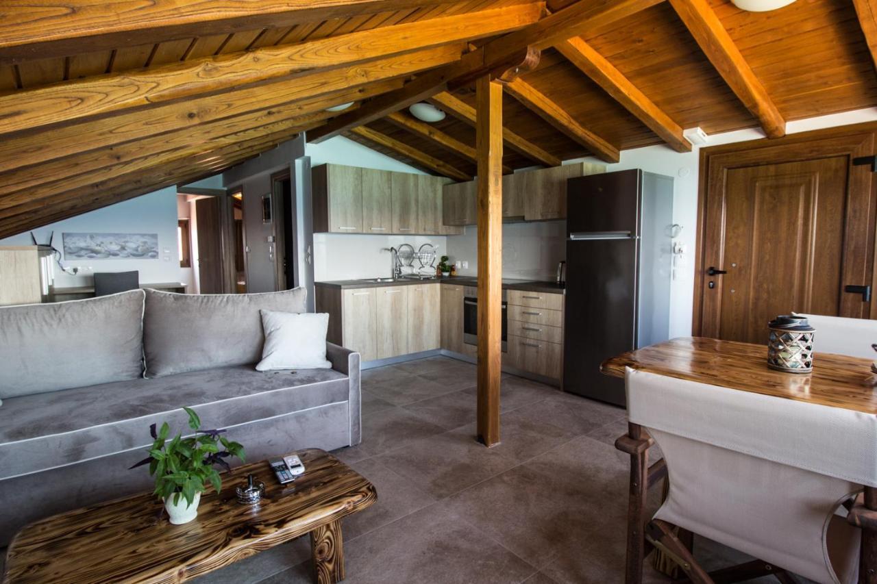 Appartamento Golden Attic Nea Roda Esterno foto